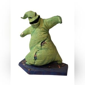 WDCC Disney Classics “I’m Mr. Oogie Boogie” Figurine – 10th Anniversary Edition
